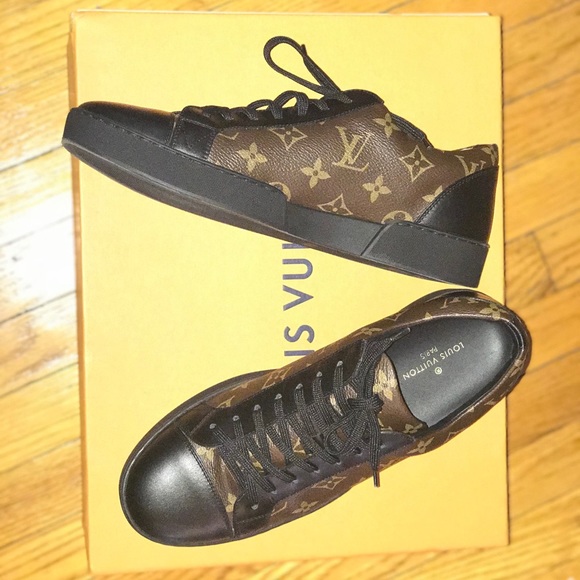 Louis Vuitton Monogram sneakers - Picture 3 of 4